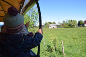Activité scolaire - Char à bancs